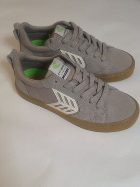 NWT Men's Cariuma Catiba Pro woman's 8/men's Size 6.5
